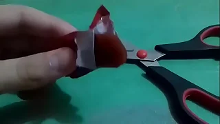 Novinho blissful esperimentando picol&eacute; de sangue m&period; e esperma